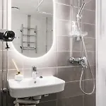 דירה 1br Demure Design & Urban Living In Kamppi *