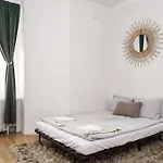 1br Demure Design & Urban Living In Kamppi Apartamento *