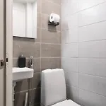 דירה 1br Demure Design & Urban Living In Kamppi *