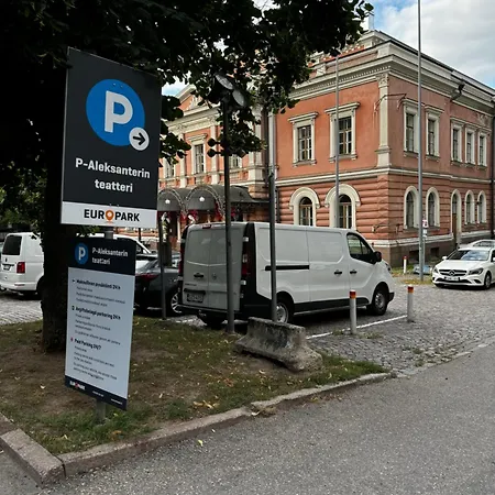 Апартаменты 1br Demure Design & Urban Living In Kamppi