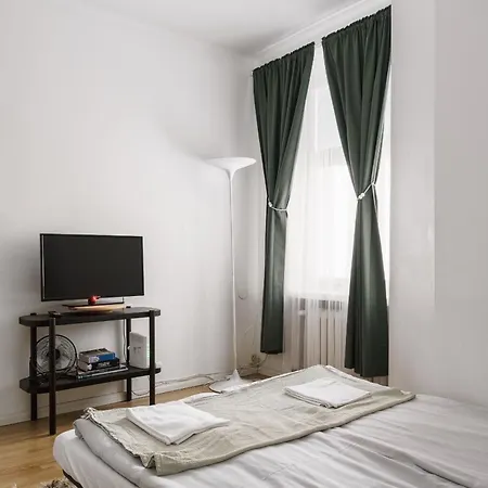 1br Demure Design & Urban Living In Kamppi *