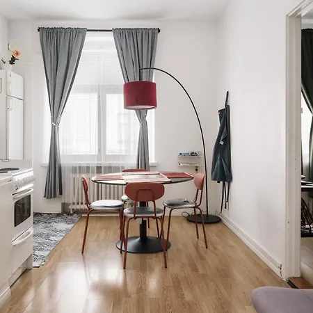 Apartamento 1br Demure Design & Urban Living In Kamppi Helsinki