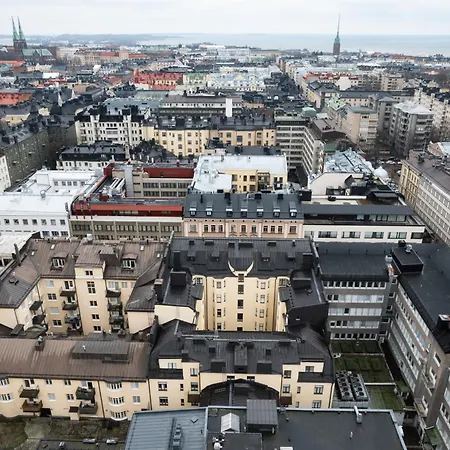 1br Demure Design Urban Living Space *