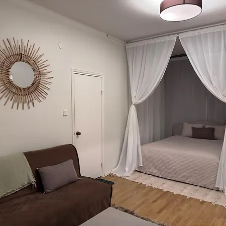 1br Demure Design & Urban Living In Kamppi Апартаменты Хельсинки