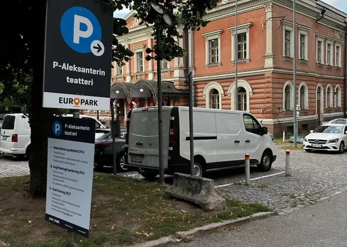 Huoneisto 1br Demure Design & Urban Living In Kamppi